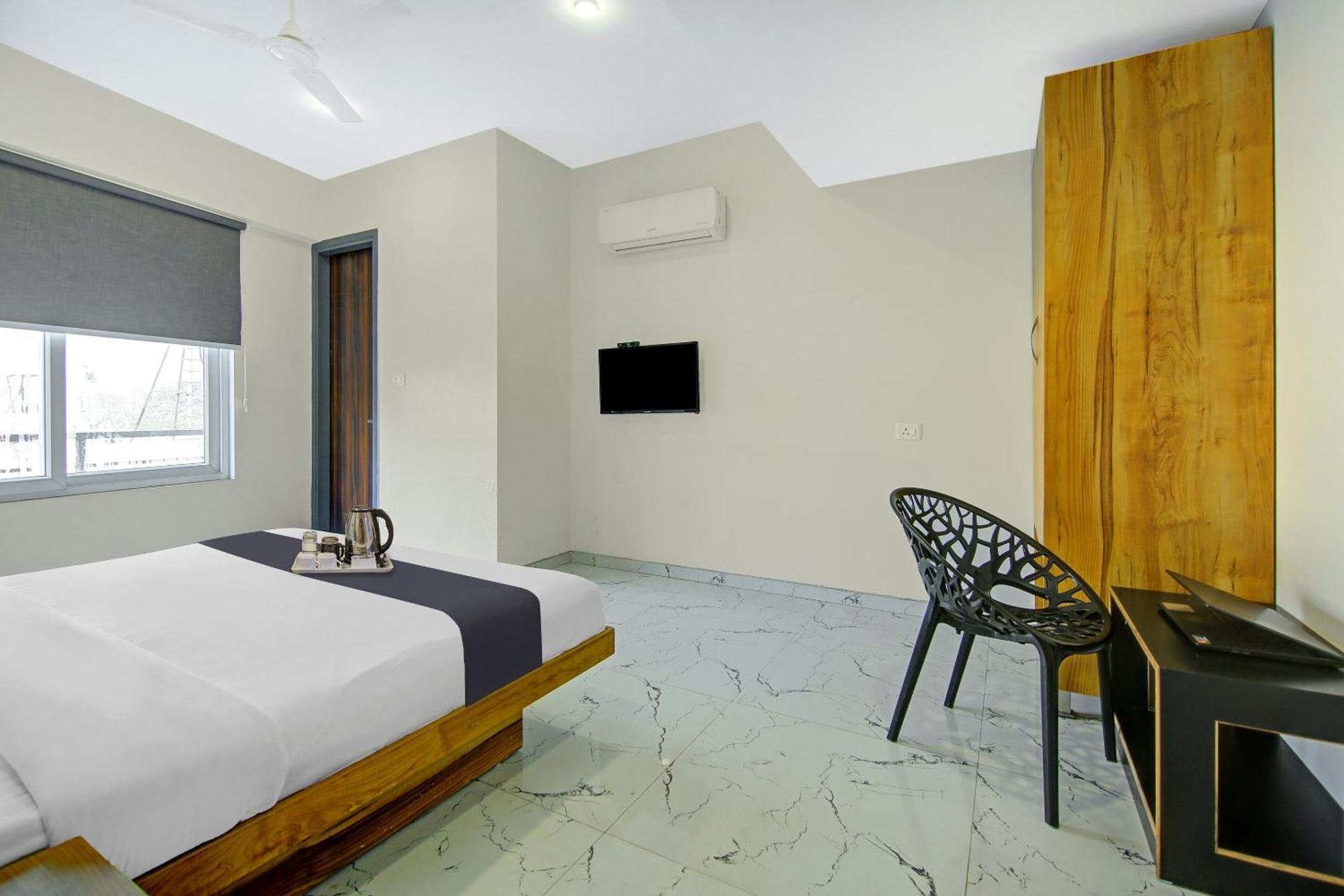 Super Townhouse Geetanjali Inn Gurgaon Exterior foto